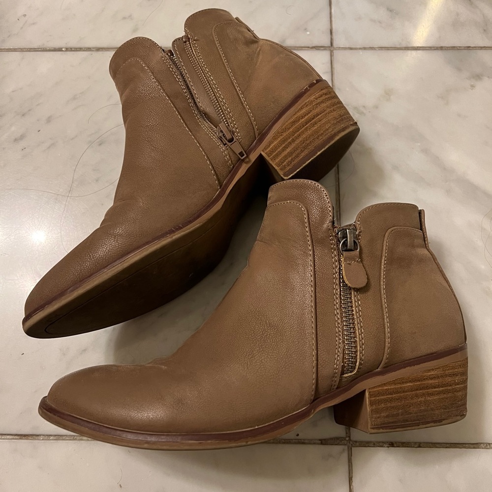 MIA Brown Ankle Boots Size 7.5
